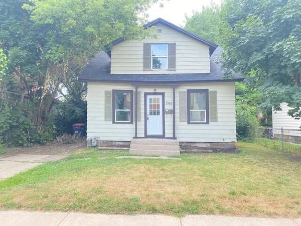 1360 Paris Avenue NE, Grand Rapids, MI 49505