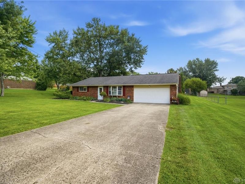 551 Hoffmann Avenue, Turtlecreek Township, OH 45036 Photo 2