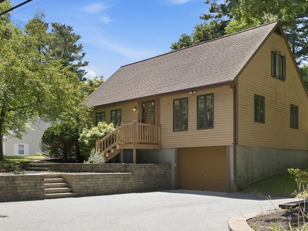 87 Pine Street, Walpole, MA 02081