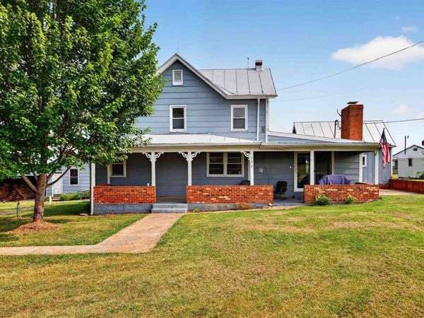 536 HONEYVILLE RD, STANLEY, VA 22851
