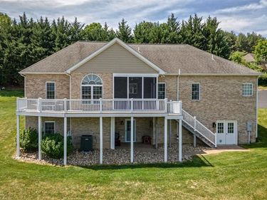 94 CEDAR CREEK LN, FORT DEFIANCE, VA 24437