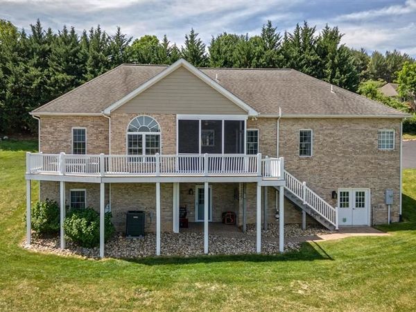 94 CEDAR CREEK LN, FORT DEFIANCE, VA 24437