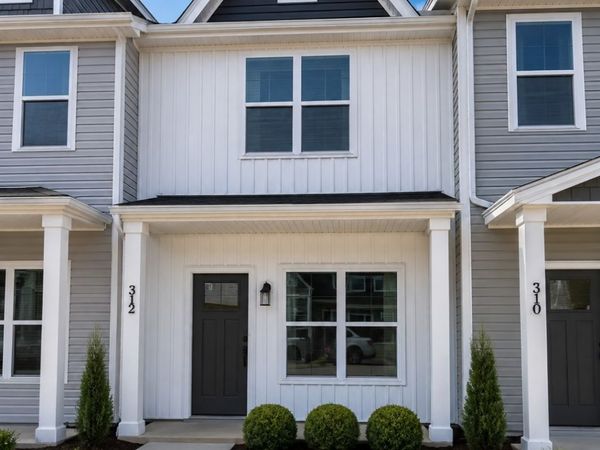 312 Front Ridge Circle, Clarksville, TN 37040