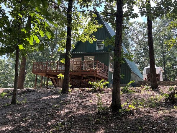 135 Harvest Lane, Green Forest, AR 72638