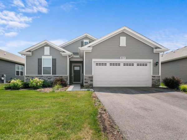 897 Plateau Drive , Pingree Grove, IL 60140