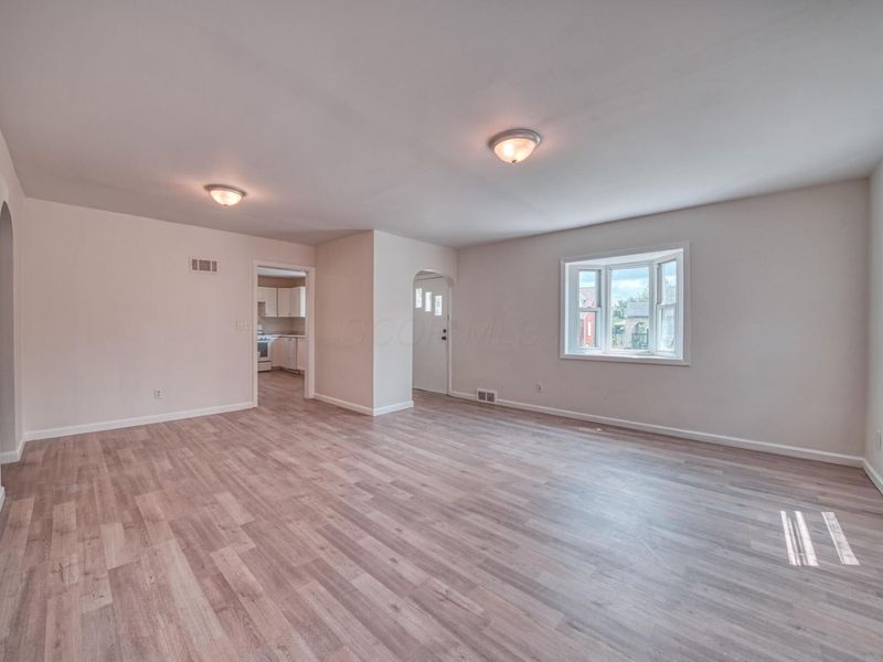 1139 Miller Avenue, Columbus, OH 43206 Photo 4