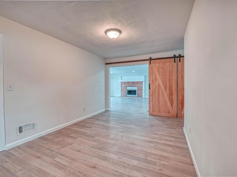 1139 Miller Avenue, Columbus, OH 43206 Photo 9