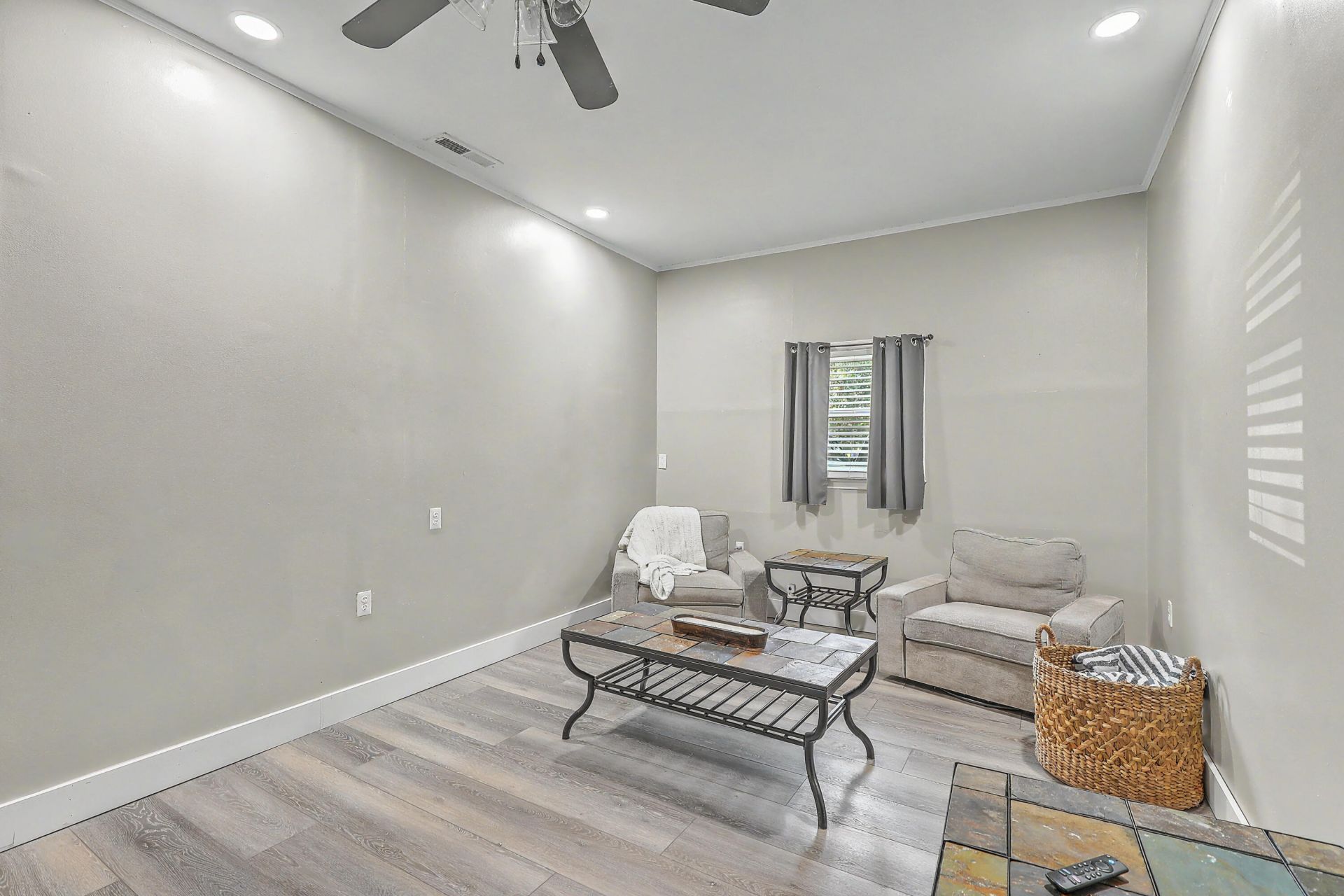 221 Judith Drive Photo 15