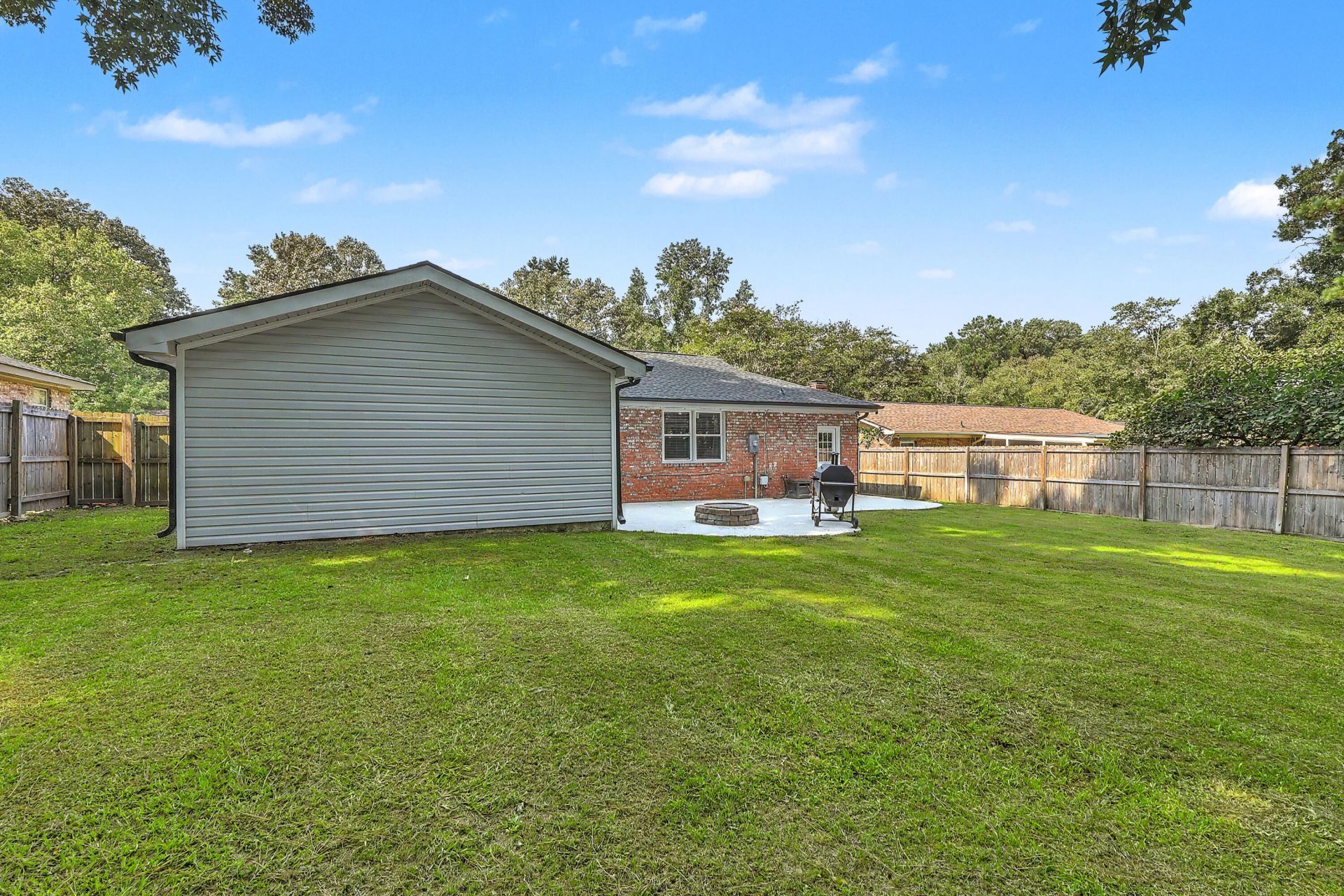 221 Judith Drive Photo 34