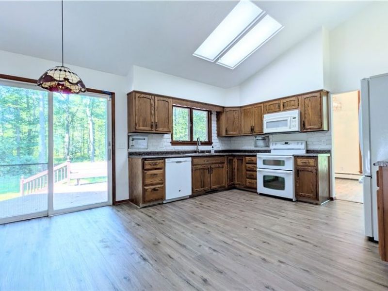 1305 Garrison Road , Ashtabula, OH 44004 Photo 8