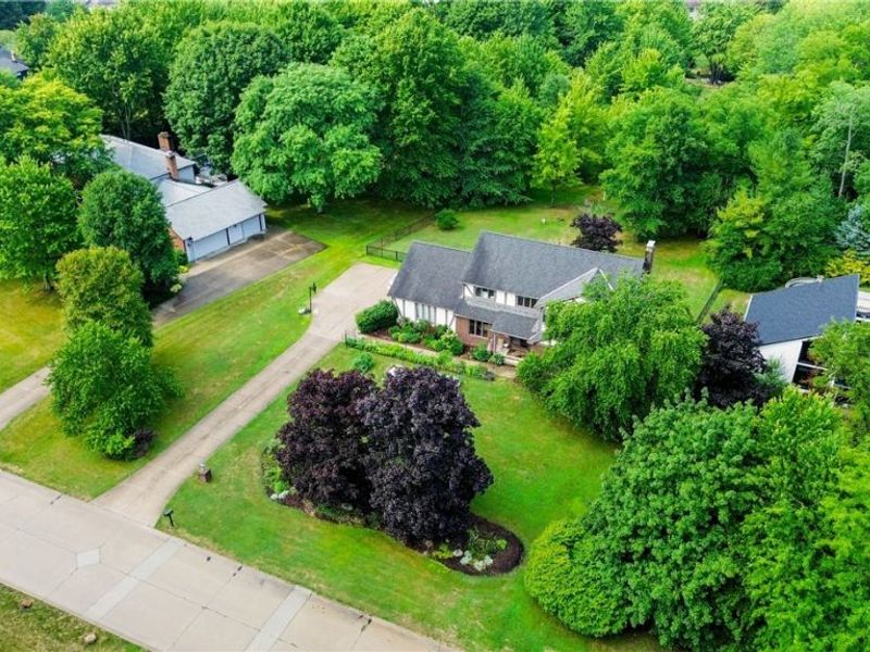 2458 Cedarwood Road, Pepper Pike, OH 44124 Photo 45
