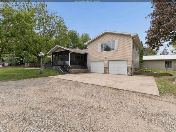 2512 S Shore Drive, Clear Lake, IA 50428