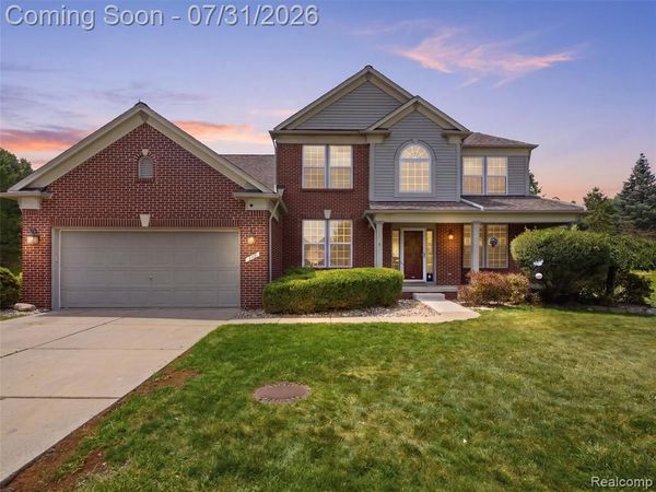 957 River Rock Drive, Holly Township, Mi 48442