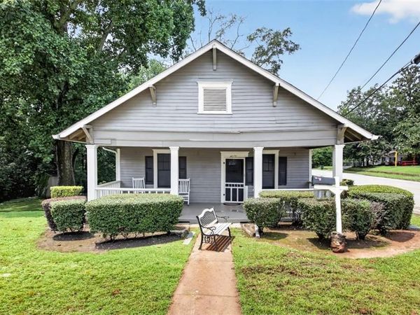 1070 Forest Ave , Stone Mountain, GA 30083