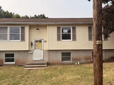 25 W 8TH STREET, RED HILL, PA 18076