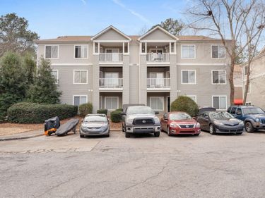 1420 Collegiate Circle, Unit 102, Raleigh, NC 27606