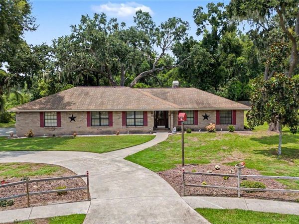 3901 BUTTONWOOD COURT, BRANDON, FL 33511