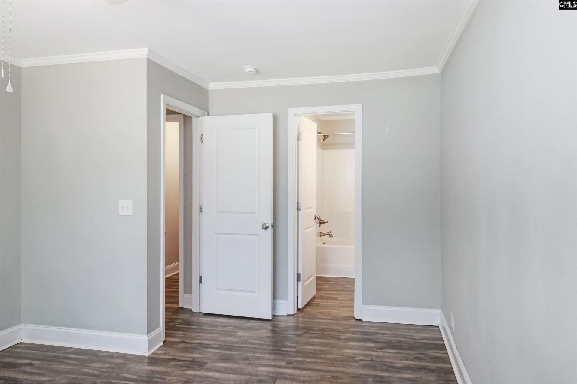 212 Adkins Circle  Photo 15