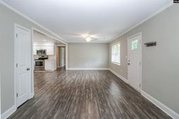 212 Adkins Circle  photo 4