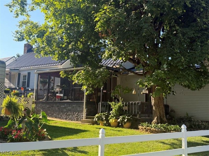128 Victory Place, Marietta, OH 45750 Photo 4