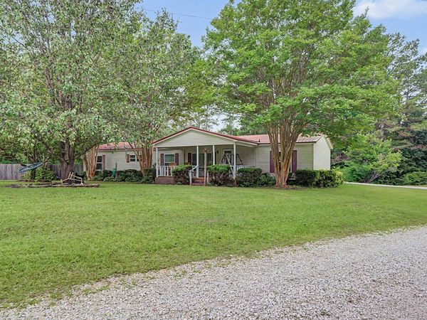 529 A/B Hwy 4, Dennis, MS 38838