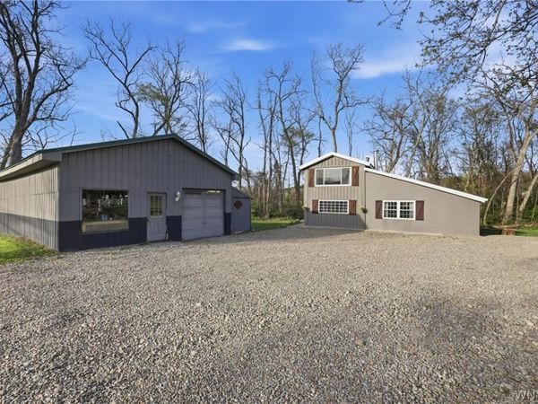 11604 Route 16 , Delevan, NY 14042