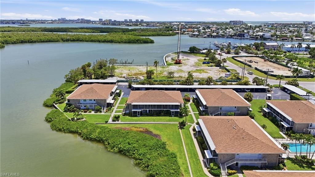 330 Kon Tiki Dr, Unit B1, Naples, FL 34113 Photo