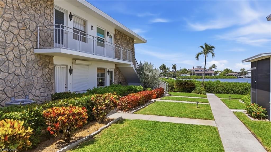 330 Kon Tiki Dr, Unit B1, Naples, FL 34113 Photo