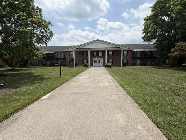 3531 Peters Creek RD NW, Unit 107, Roanoke, VA 24019