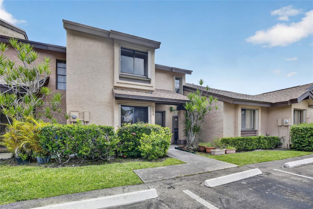 9575 NW 38th Pl , Sunrise, FL 33351 Photo