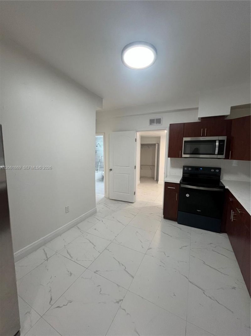 1160 NW 105th St, Miami, FL 33150 Photo