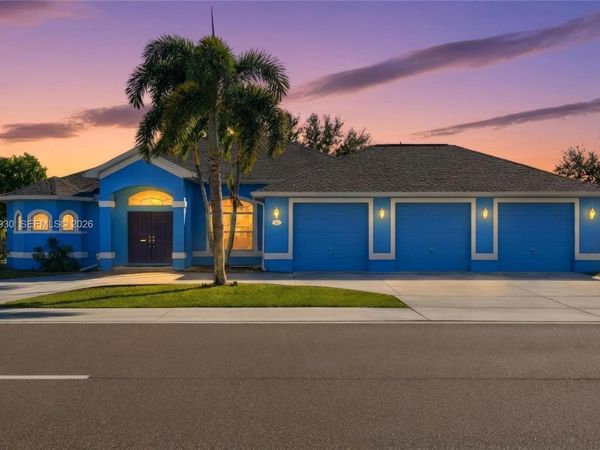 126 Nicholas PKWY W , Cape Coral, FL 33991