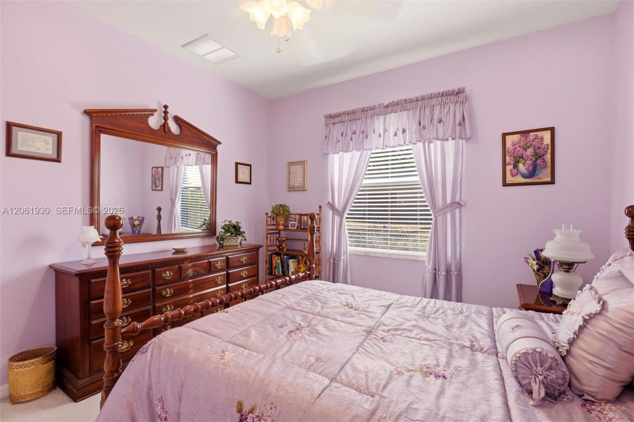 126 Nicholas Pkwy W, Cape Coral, FL 33991 Photo