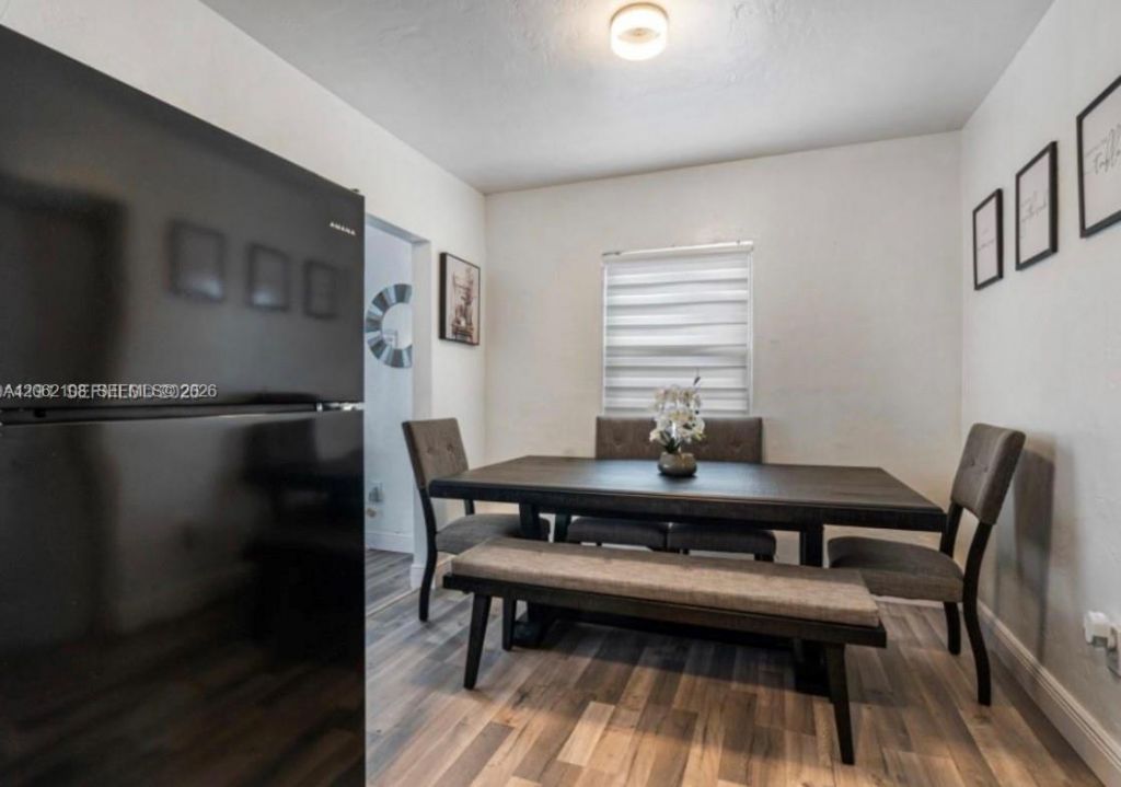 1021 NW 37th Ave , Miami, FL 33125 Photo