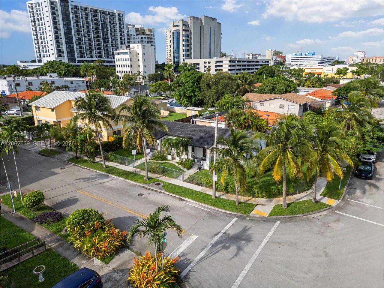 2102 SW 31st Ave , Unit 2100, Miami, FL 33145 Photo