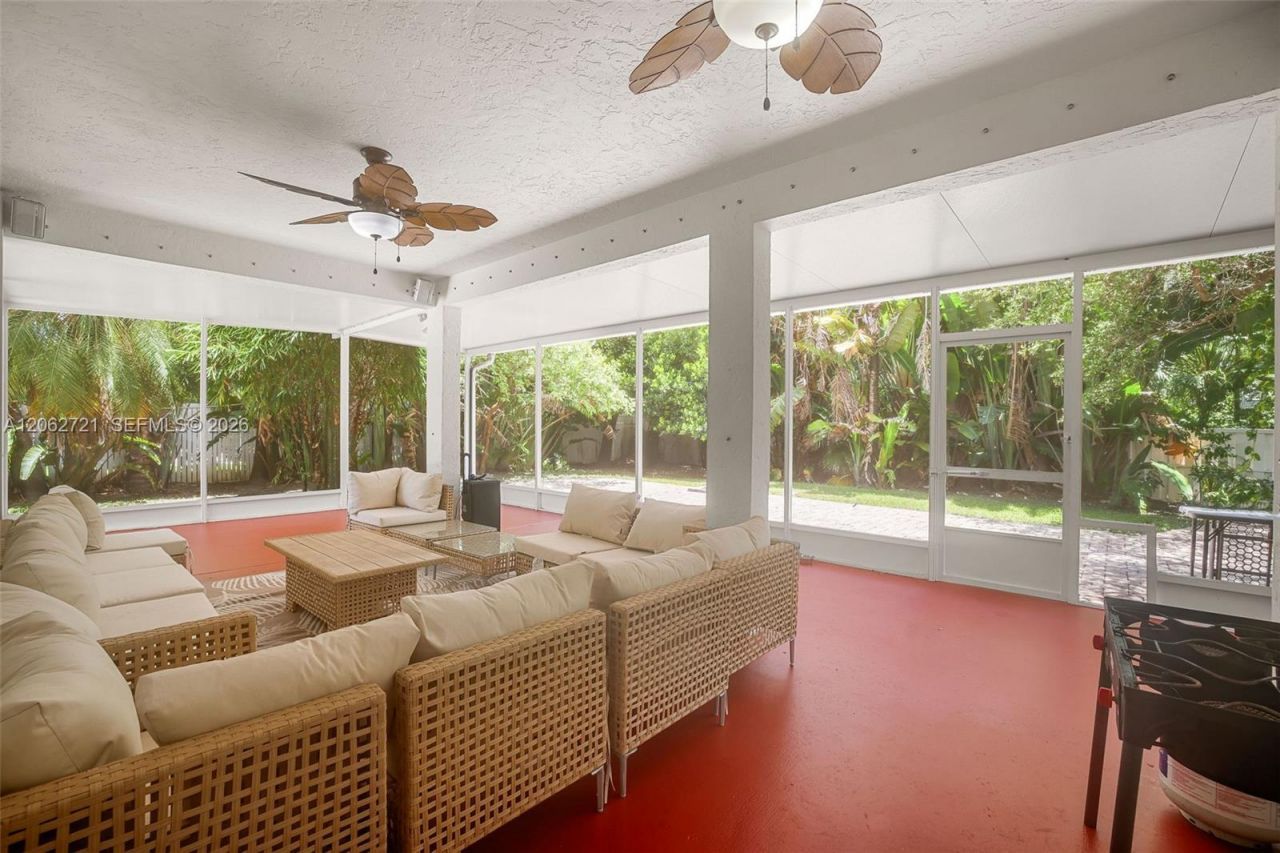 426 SE 5th St, Dania Beach, FL 33004 Photo
