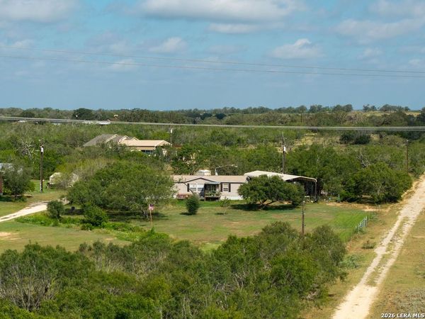 2020 Good Luck Rd, Seguin, TX 78155