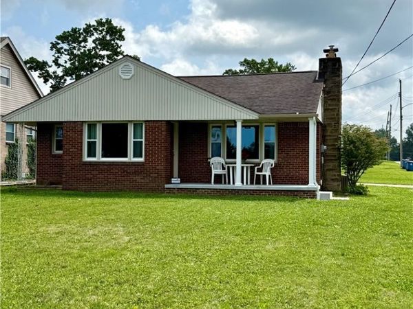 701 Coitsville Road , Campbell, OH 44405