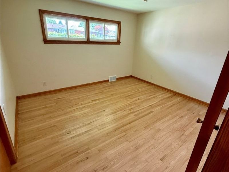 701 Coitsville Road, Campbell, OH 44405 Photo 20