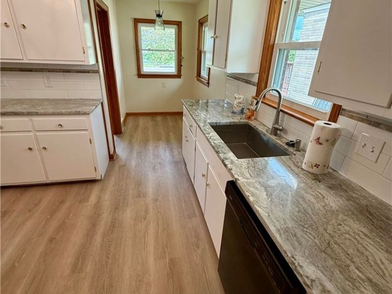 701 Coitsville Road, Campbell, OH 44405 Photo 9