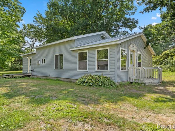10680 NE 15 Mile Road NE, Cedar Springs, MI 49319