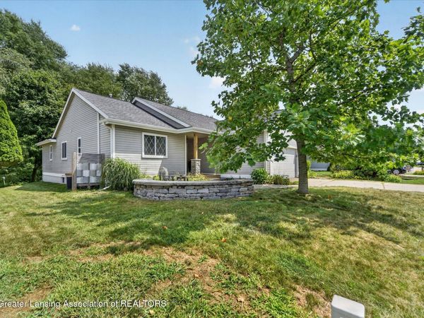 360 Winding River Drive, Williamston, MI 48895