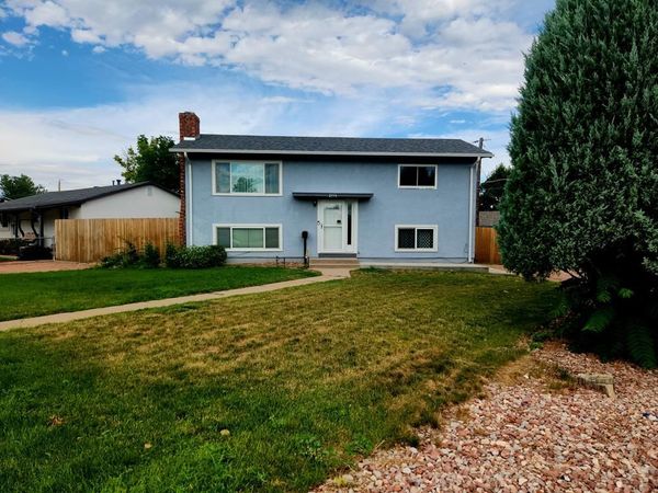 2950 Lancaster Dr, Pueblo, CO 84005