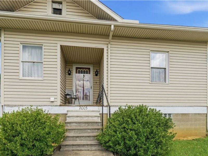 2005 E Wheeling Avenue, Cambridge, OH 43725 Photo 16