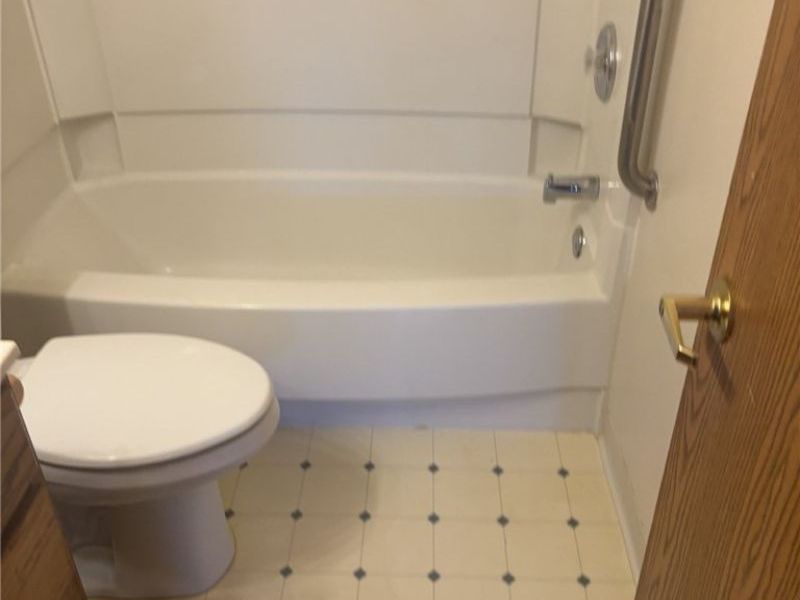 25735 Lorain Road , Unit 524, North Olmsted, OH 44070 Photo 11
