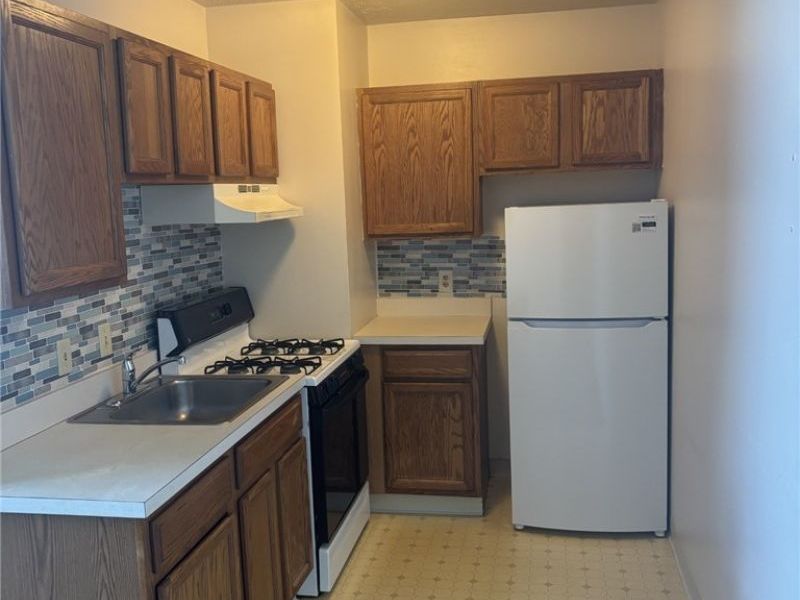 25735 Lorain Road , Unit 524, North Olmsted, OH 44070 Photo 7