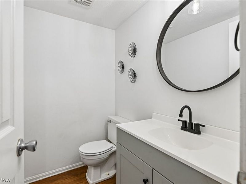 16980 S Meadows Circle , Strongsville, OH 44136 Photo 15