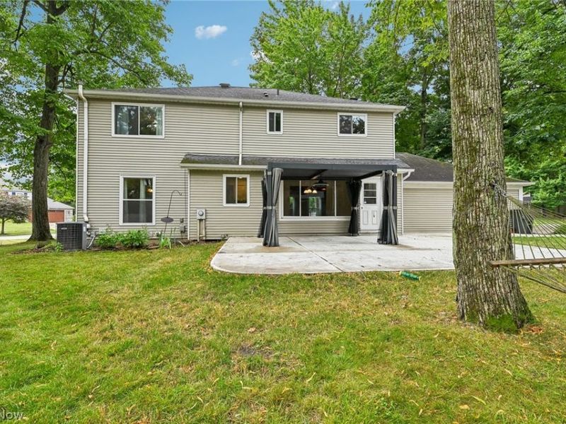 16980 S Meadows Circle , Strongsville, OH 44136 Photo 26