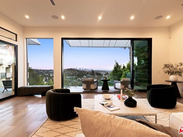 4130 Parva Avenue, Los Angeles, CA 90027