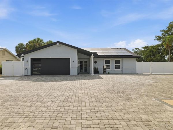 7101 SHENANDOAH COURT , TAMPA, FL 33615